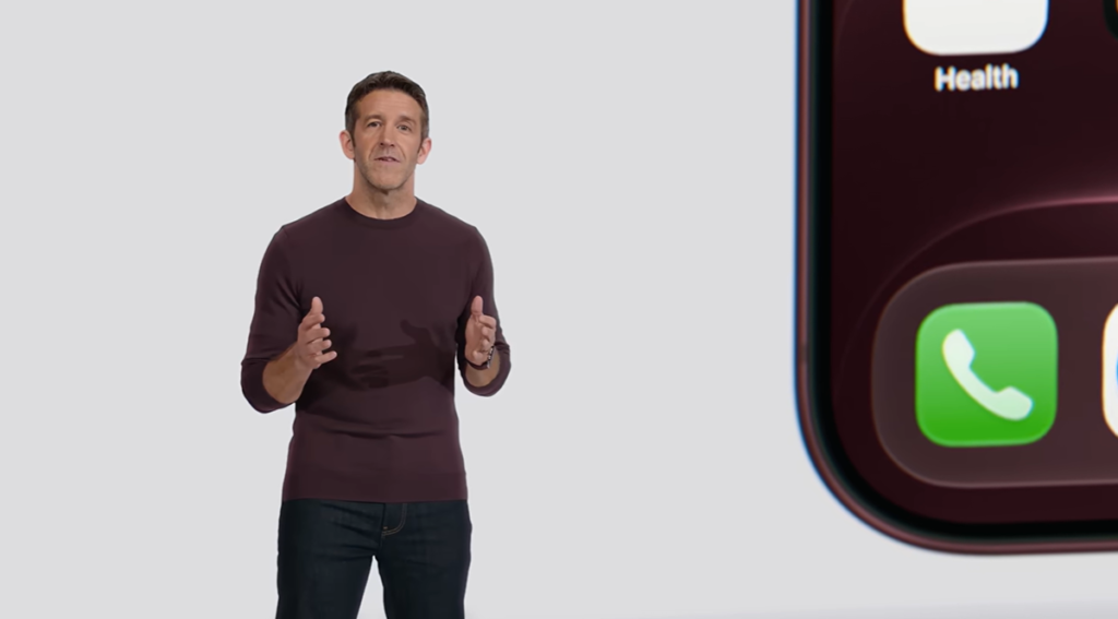 John Ternus, novo CEO da Apple, durante apresentação dos lançamentos da marca em 2026